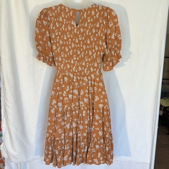 NEWBURY Kustom Floral Flouncy Dress Smocked at top tiered at bottom - Picture 2 of 3